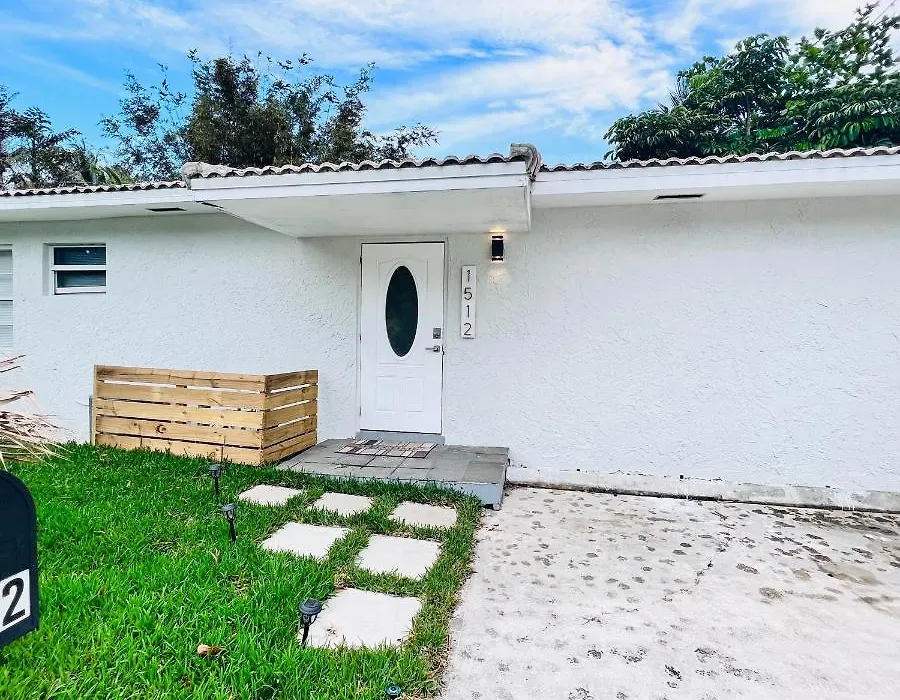 Cocobay 2Br Condos Near Beach, Galleria Mall, Wilton Manors, Cruise Port-1
